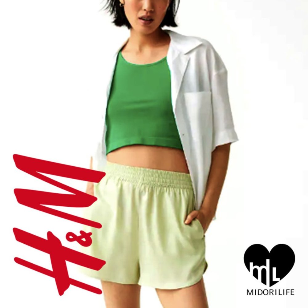 H&M High Waist Women's Shorts in Light Green